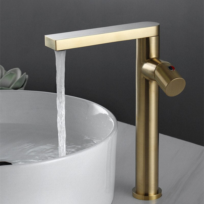 Benoto- Square tall and short faucet