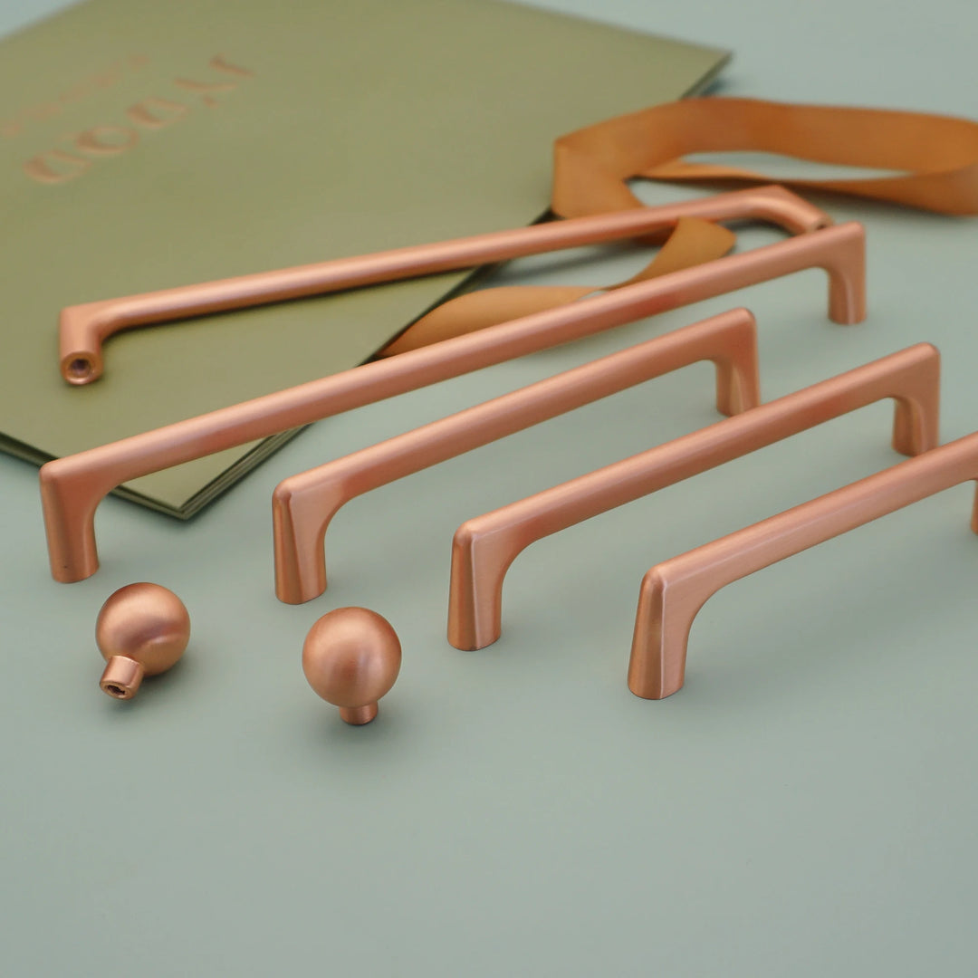 Copper satin Round Door Knobs Long Handles for Furniture Simple Wardrobe Pulls Dresser Handle Modern Cabinet Hardware