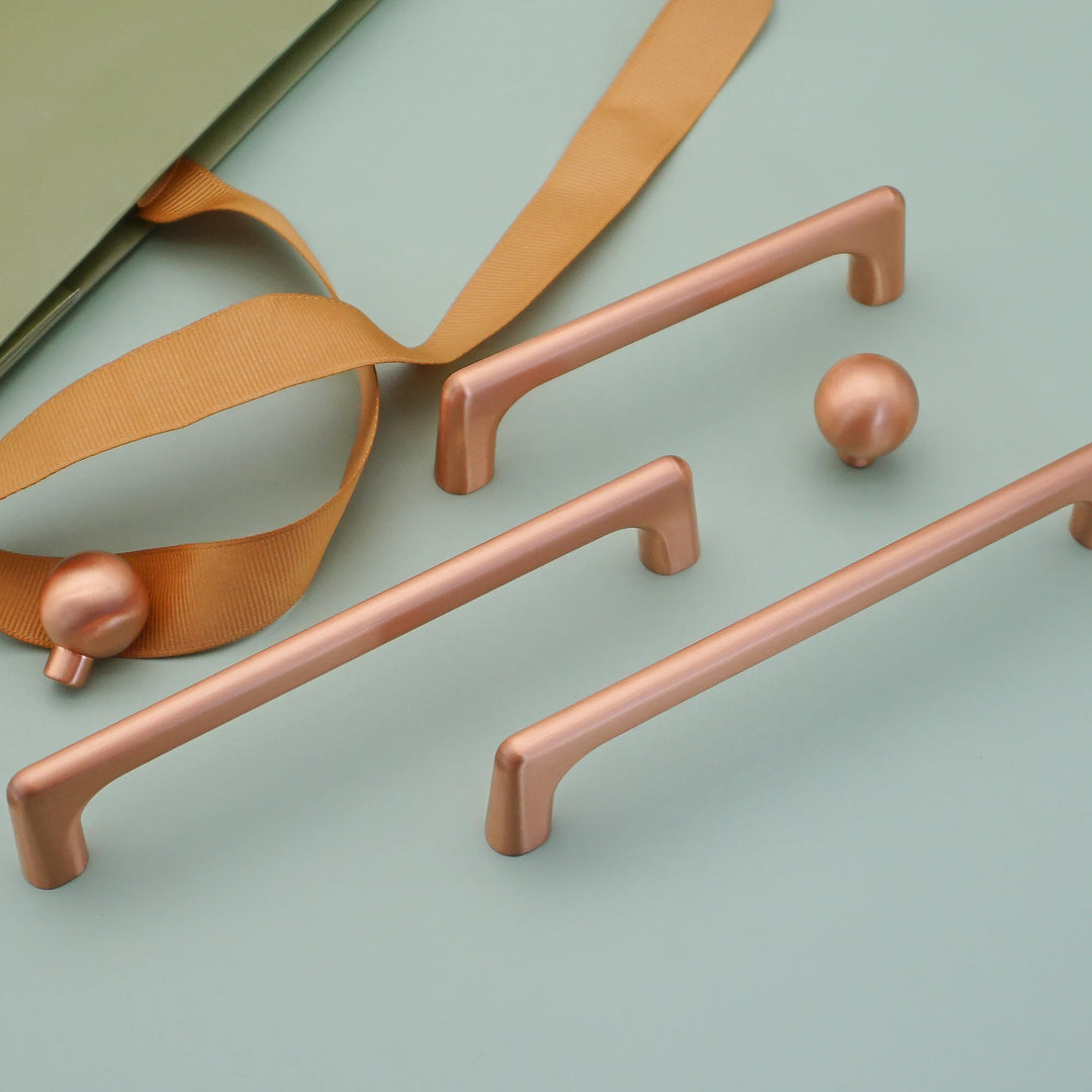 Copper satin Round Door Knobs Long Handles for Furniture Simple Wardrobe Pulls Dresser Handle Modern Cabinet Hardware