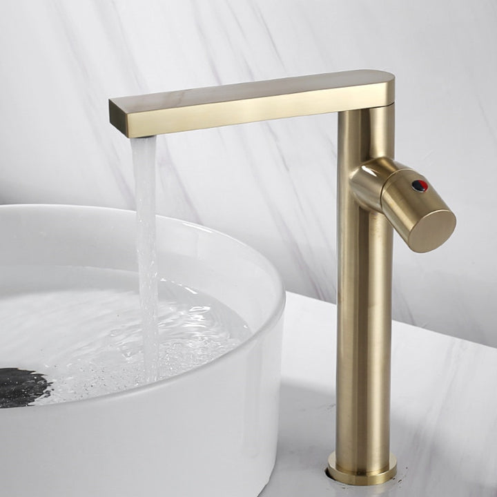 Benoto- Square tall and short faucet